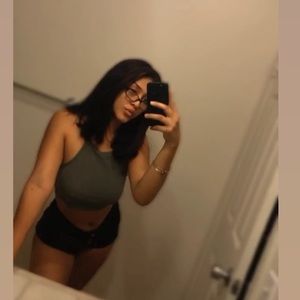 Meet your Posher, Johntelle